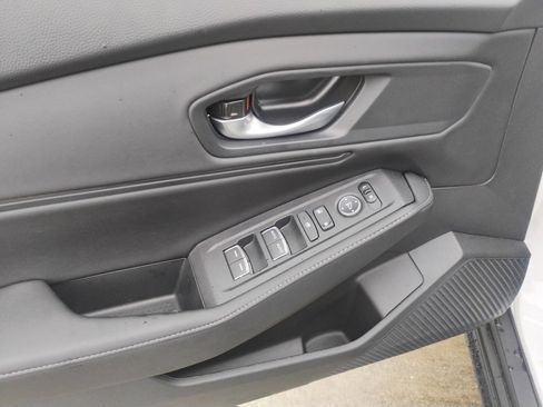 Certified 2025 Honda Accord Sport image 32