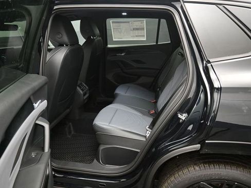 New 2026 Volkswagen Tiguan SE R-Line image 11