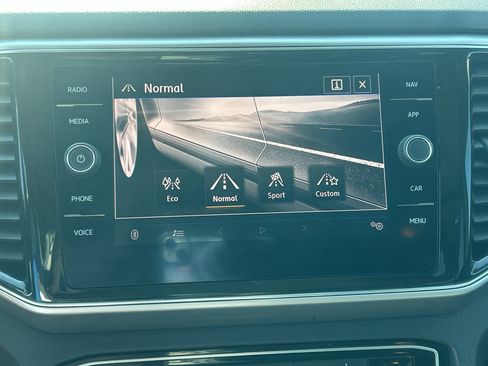 Used 2019 Volkswagen Atlas SEL AWD/4WD image 22