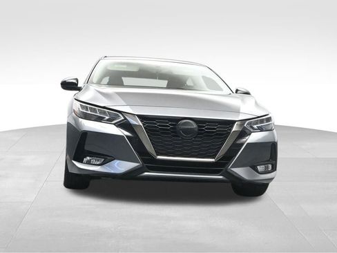 Used 2021 Nissan Sentra SR w/ Lighting Package image 17