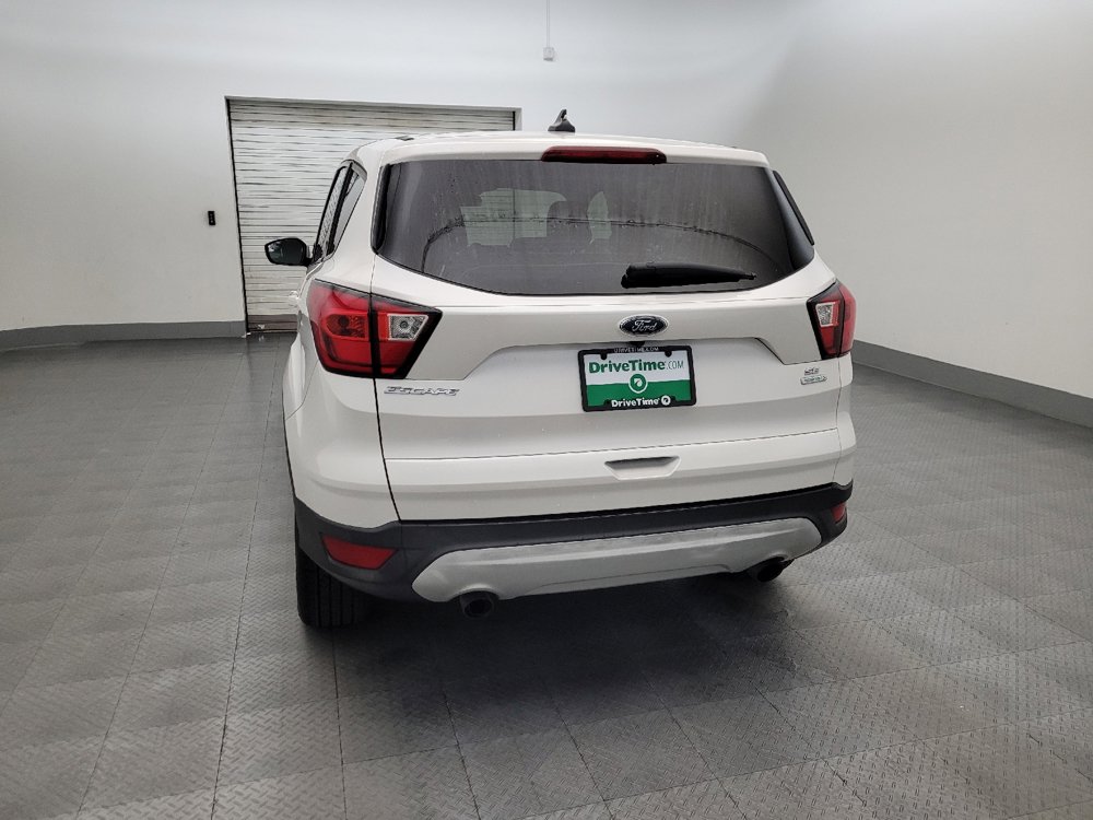 Used 2019 Ford Escape SE FWD image 6