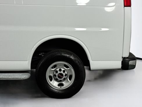 Used 2024 GMC Savana 2500 Work Van w/ Driver Convenience Package image 40