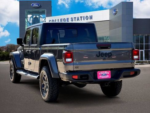 Used 2021 Jeep Gladiator Sport AWD/4WD image 5