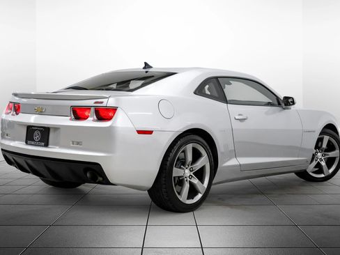 Used 2010 Chevrolet Camaro SS w/ RS Package image 8