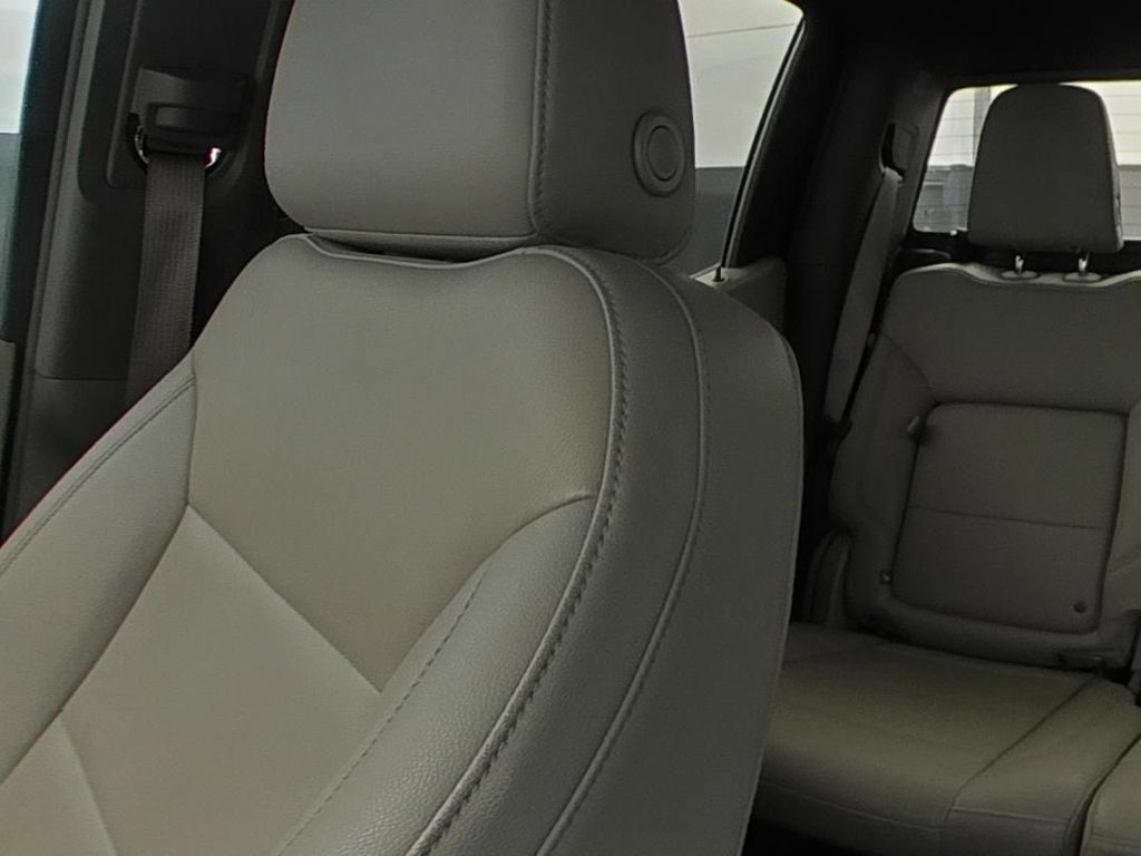 Certified 2024 Chevrolet Silverado 1500 LT Trail Boss w/ Convenience Package II AWD/4WD image 9
