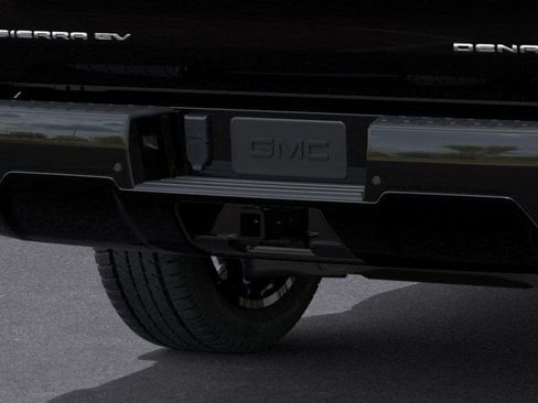 New 2025 GMC Sierra EV Denali image 14