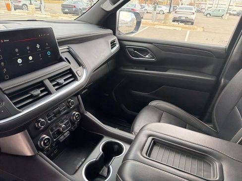 Used 2024 GMC Yukon SLT image 25