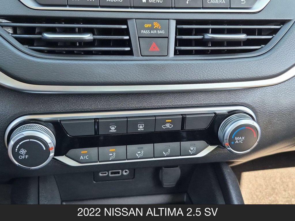 Used 2022 Nissan Altima 2.5 SV FWD image 22