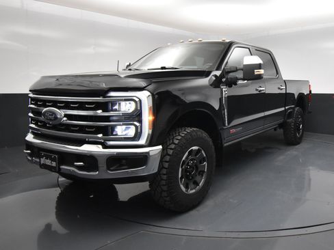 Used 2023 Ford F250 King Ranch w/ Tremor Off-Road Package AWD/4WD image 2