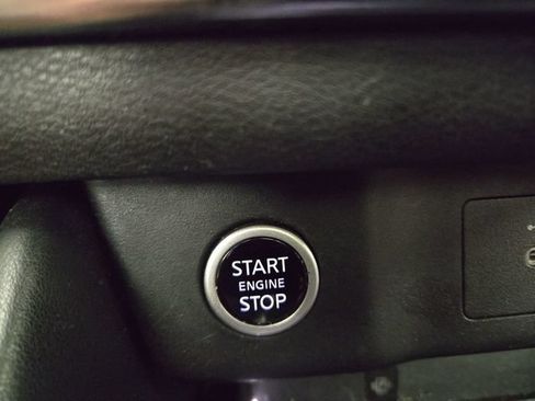 Used 2021 Nissan Rogue Platinum AWD/4WD image 24