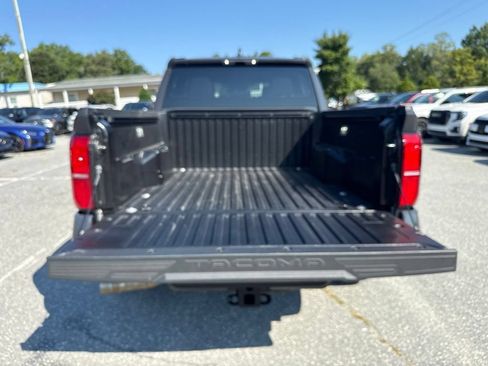 Used 2026 Toyota Tacoma TRD Off-Road AWD/4WD image 24