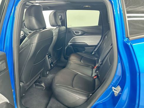 Used 2024 Jeep Compass Latitude w/ Sun and Sound Group image 20