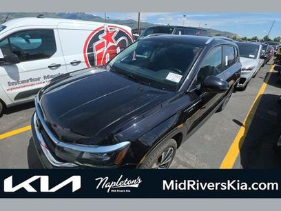 Used 2024 Volkswagen Taos SE