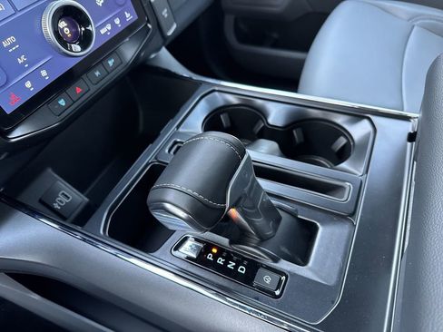 Used 2025 Ford F150 Lightning Flash image 23