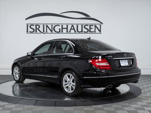 Used 2014 Mercedes-Benz C 300 4MATIC Sedan image 7