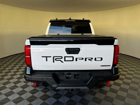 Certified 2025 Toyota Tacoma TRD Pro image 6