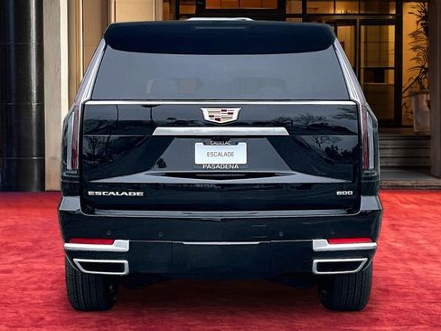 New 2026 Cadillac Escalade Luxury w/ LPO, Floor Liner Package AWD/4WD image 5