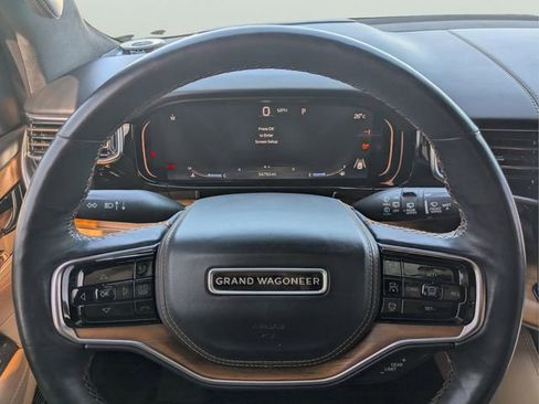 Used 2022 Jeep Grand Wagoneer Series III w/ Rear Seat Video Group 1 AWD/4WD image 30