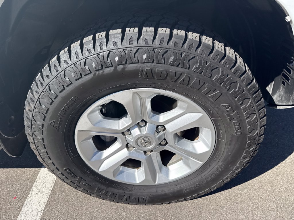 Used 2023 Toyota 4Runner SR5 Premium w/ Moonroof Package AWD/4WD image 30