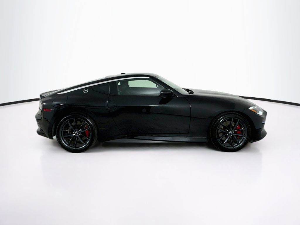 Used 2024 Nissan Z Performance w/ Floor Mat Package RWD image 9