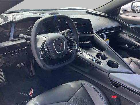 Used 2026 Chevrolet Corvette Stingray Preferred Conv RWD image 16