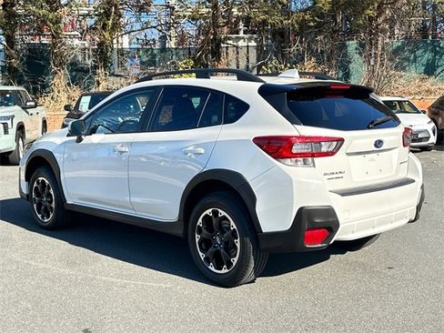 Used 2021 Subaru Crosstrek 2.0i Premium w/ Moonroof Package image 3