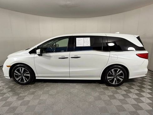 Used 2020 Honda Odyssey Elite image 3