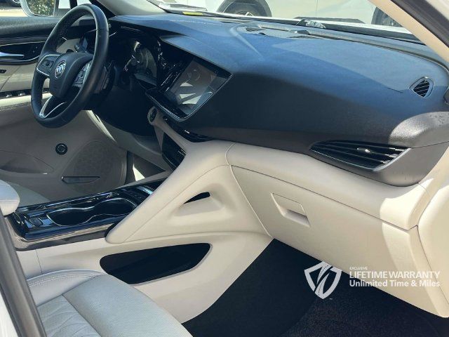 Used 2021 Buick Envision Avenir w/ Technology Package II AWD/4WD image 31