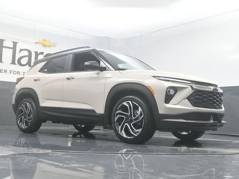 New 2026 Chevrolet TrailBlazer RS image 2