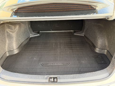 Used 2025 Toyota Corolla LE FWD image 16
