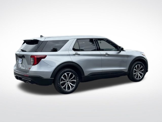 Used 2022 Ford Explorer ST AWD/4WD image 7