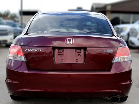Used 2010 Honda Accord LX-P image 3