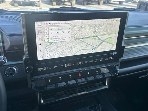 Used 2024 GMC Hummer EV 3X w/ Extreme Off-Road Package image 11