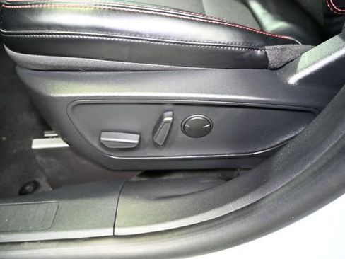 Used 2025 Ford Escape ST-Line image 25