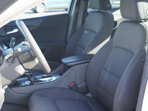 Used 2024 Chevrolet Malibu LT image 28