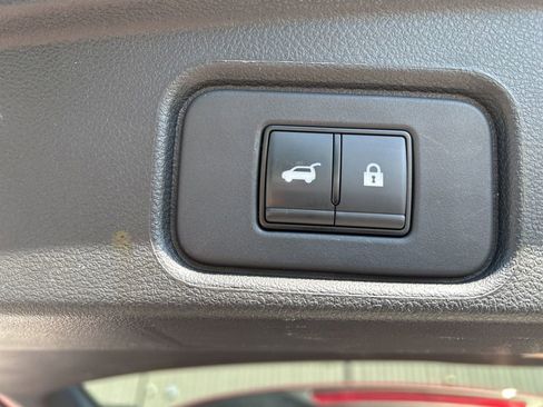 Certified 2023 Nissan Pathfinder SL w/ SL Premium Package FWD image 26