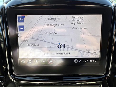 Used 2023 Chevrolet Traverse RS AWD/4WD image 22