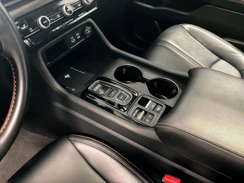 Used 2024 Honda Pilot TrailSport image 21
