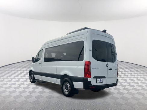 Used 2024 Mercedes-Benz Sprinter 2500 image 9
