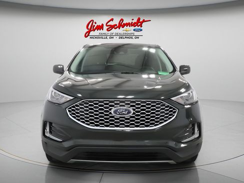 Used 2024 Ford Edge SEL w/ Convenience Package AWD/4WD image 3