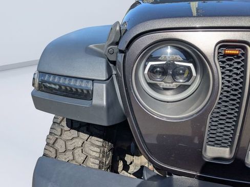 Used 2018 Jeep Wrangler Unlimited Rubicon AWD/4WD image 9