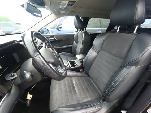 Used 2022 Mitsubishi Outlander SE FWD image 7