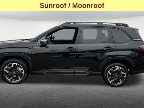 Used 2025 Subaru Forester Limited image 5