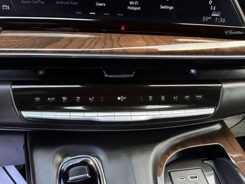 Used 2024 Cadillac Escalade Sport Platinum w/ LPO, Floor Liner Package AWD/4WD image 22