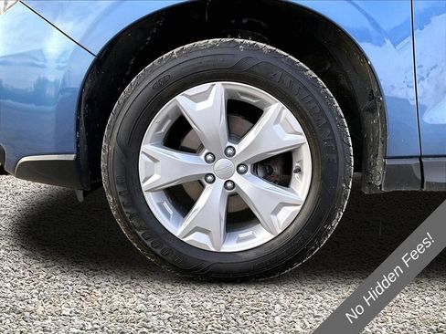 Used 2016 Subaru Forester 2.5i Limited AWD/4WD image 9