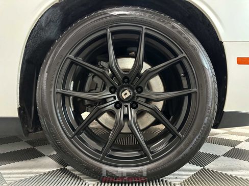 Used 2016 Dodge Challenger R/T RWD image 16