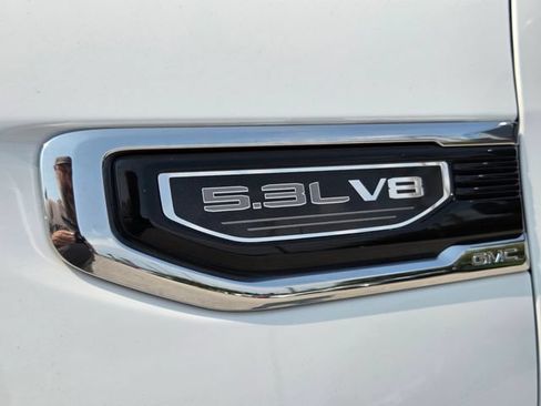 Used 2025 GMC Sierra 1500 SLT AWD/4WD image 11