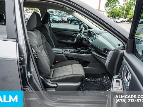 Used 2025 Nissan Rogue SV FWD image 22