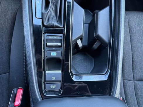 Used 2023 Honda Accord Sport image 19