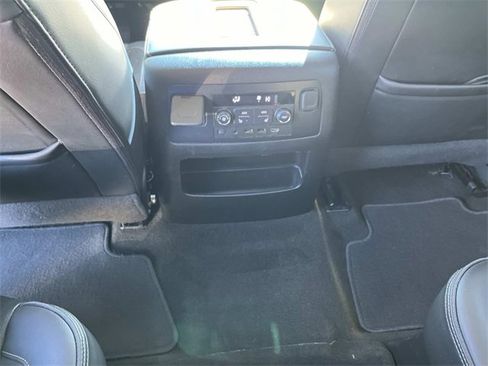 Used 2018 GMC Yukon Denali w/ Open Road Package image 17